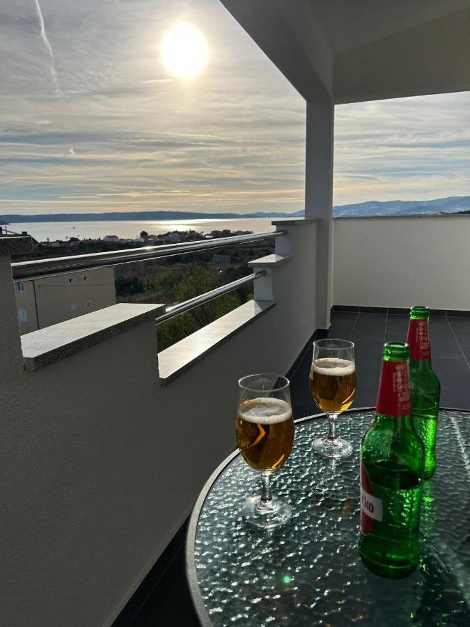 Kaštel Sućurac Apartment Marko With A Beautiful View Of The Sea מראה חיצוני תמונה