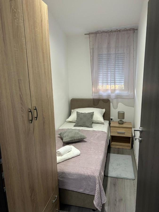 Kaštel Sućurac Apartment Marko With A Beautiful View Of The Sea מראה חיצוני תמונה