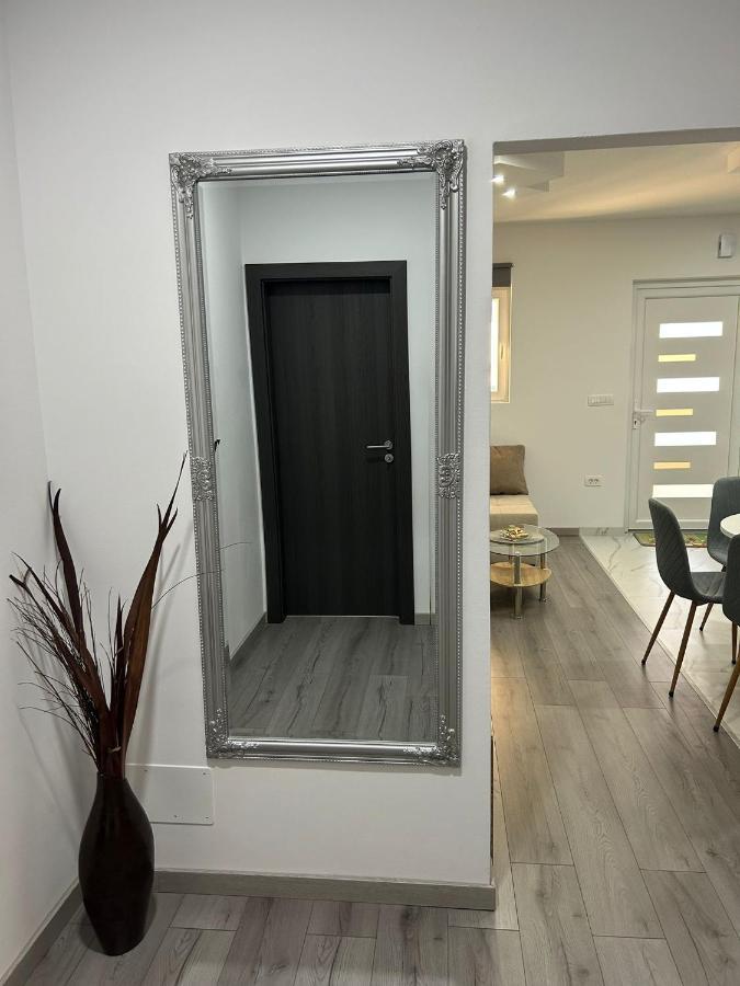 Kaštel Sućurac Apartment Marko With A Beautiful View Of The Sea מראה חיצוני תמונה